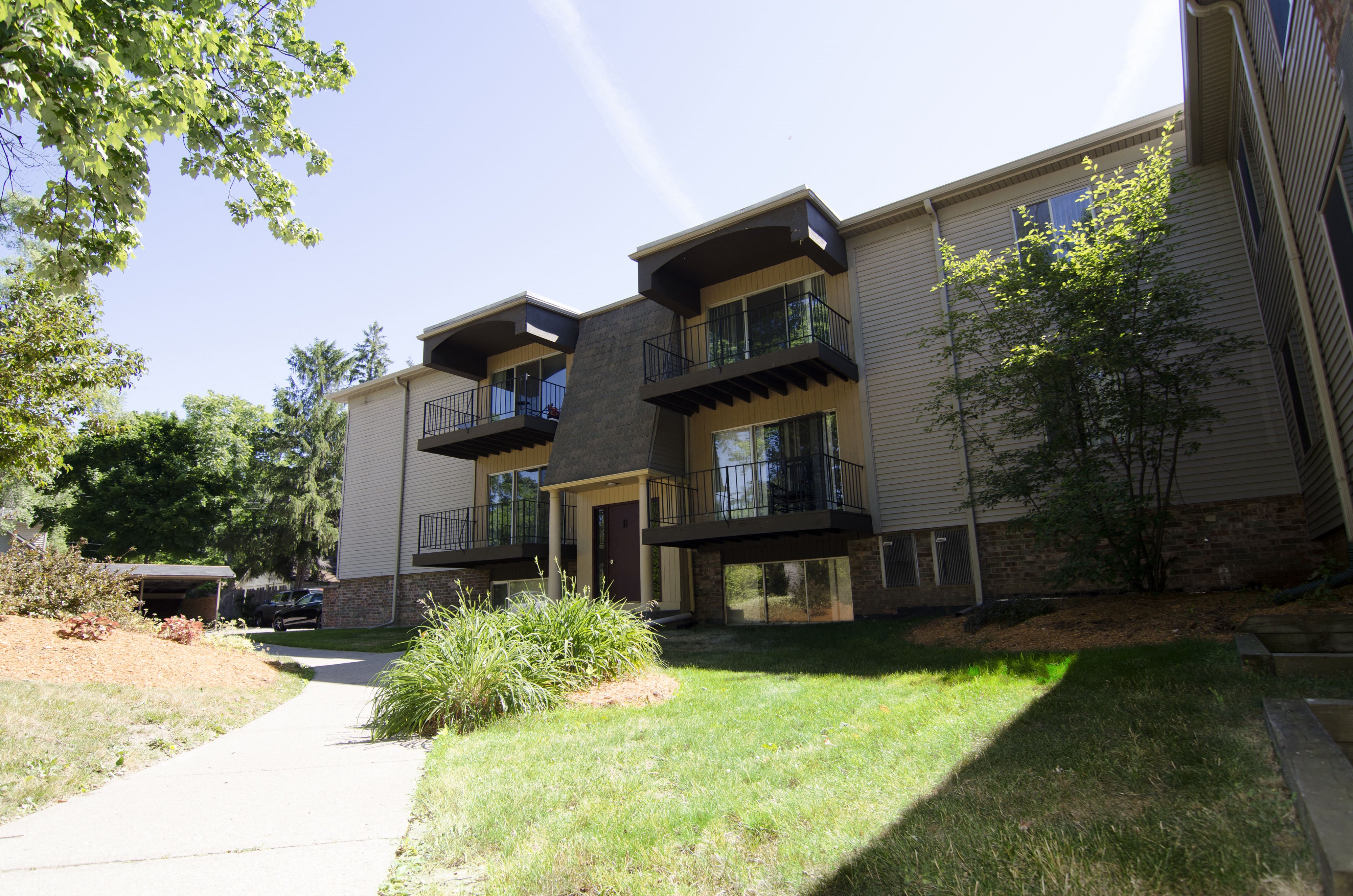 The Pines Apartments Apartments in East Lansing, MI